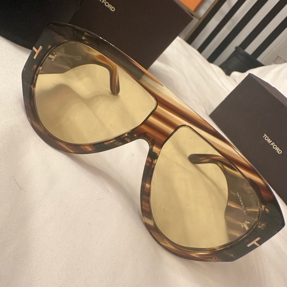 TOM FORD BRONSON SUNGLASSES